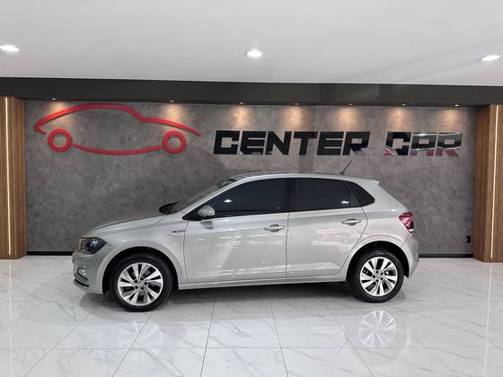 VOLKSWAGEN POLO 1.0 200 TSI COMFORTLINE AUTOMÁTICO